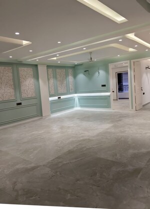 Room in 4 BHK Builder Floor at Chattarpur – for Sale