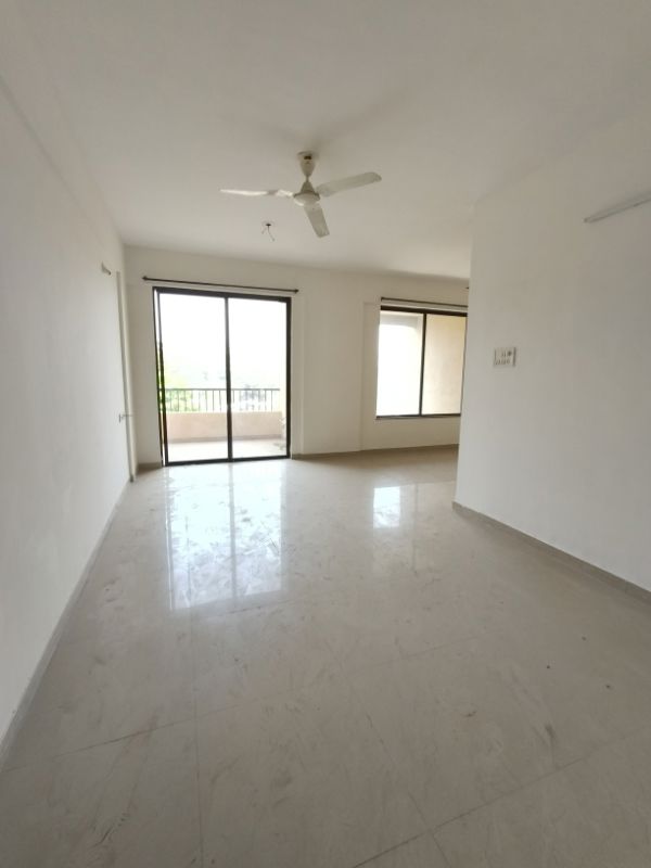 2 BHK Apartment For Rent in Kolte Patil Margosa Heights