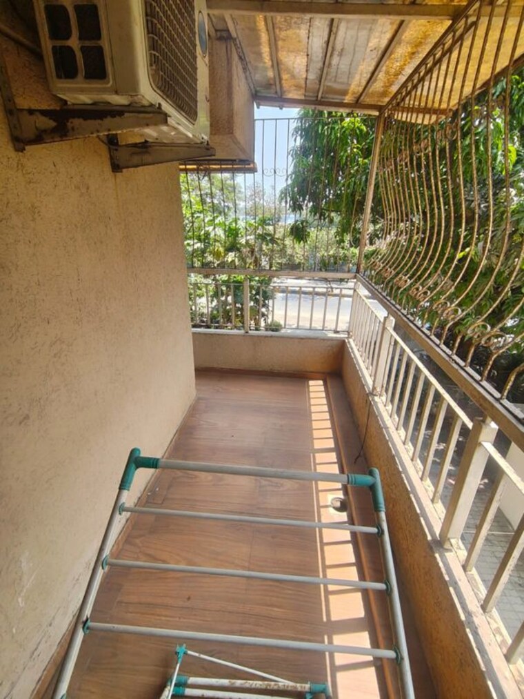 Balcony, brahmand 2 Bedroom 700 Sq.Ft. Apartment In Brahmand Thane 10228746