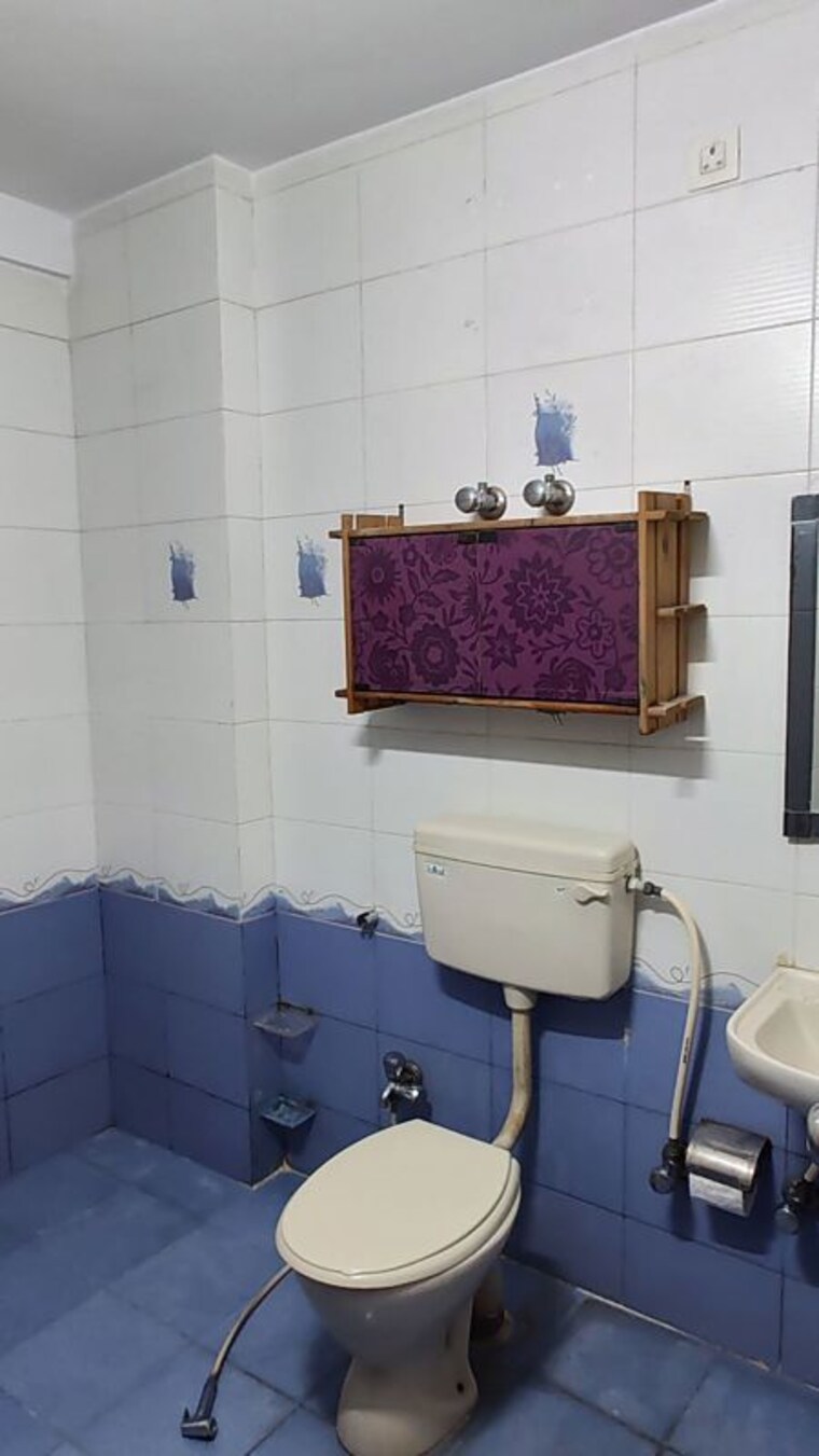 Bathroom, brio-lake-breeze 3 Bedroom 1482 Sq.Ft. Apartment In Hebbal Kempapura Bangalore 10228674