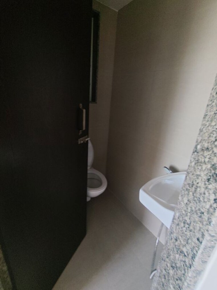Bathroom, satellite-satsang-complex 1 Bedroom 400 Sq.Ft. Apartment In Malad East Mumbai 10228792