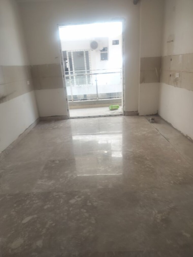 Room, ss-linden 4 Bedroom 2700 Sq.Ft. Builder Floor In Sector 84 Gurgaon 10228782