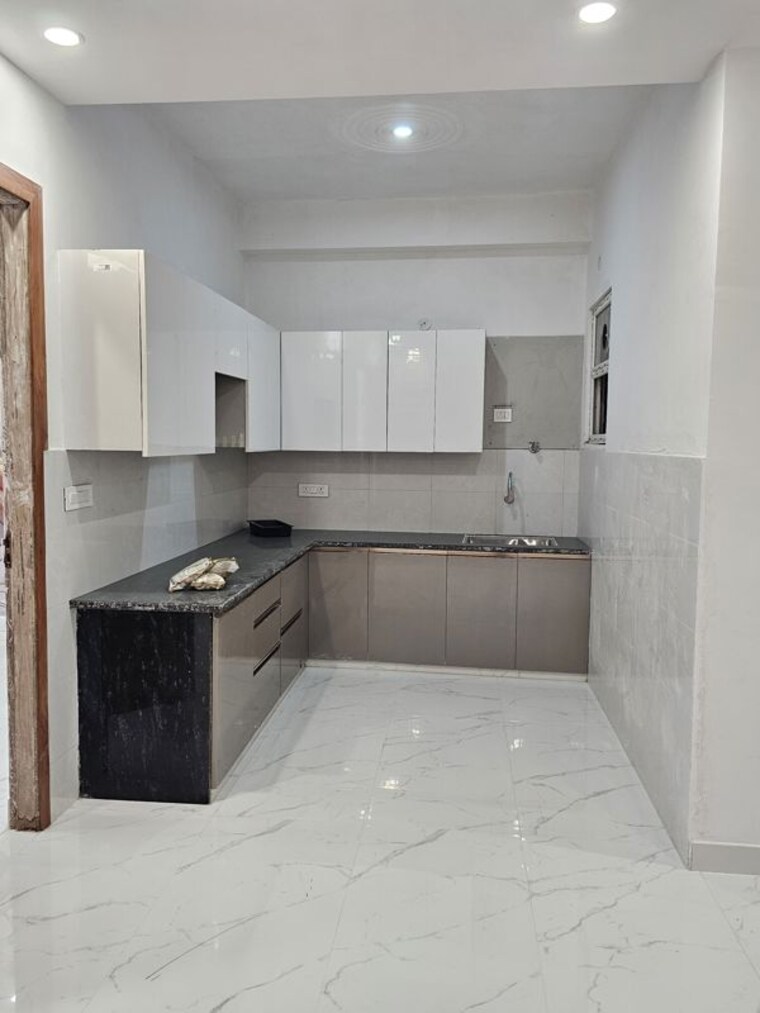 Kitchen, tusyana 3 Bedroom 1350 Sq.Ft. Apartment In Tusyana Greater Noida 10228810