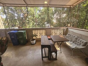  4 BHK Apartment at Bandra West – for Rent