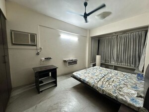 Bedroom in 2 BHK Apartment at Koregaon Park – for Rent