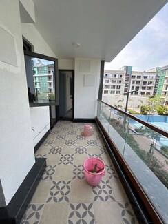 3 BHK + Pooja Room Builder Floor For Sale in Signature Global City 63A