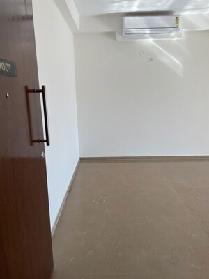 Room in 2 BHK Apartment at Runwal Bliss, Kanjurmarg East – for Sale