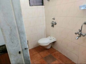 Bathroom in 2 BHK Apartment at Fortune Elite Mulund West, Mulund West – for Sale
