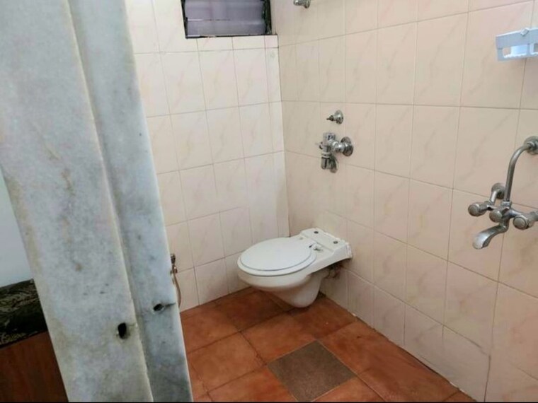 Bathroom, fortune-elite-mulund-west 2 Bedroom 660 Sq.Ft. Apartment In Mulund West Mumbai 10228878