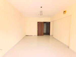 Room in 2 BHK Apartment at BDL Hresa, Chembur – for Rent