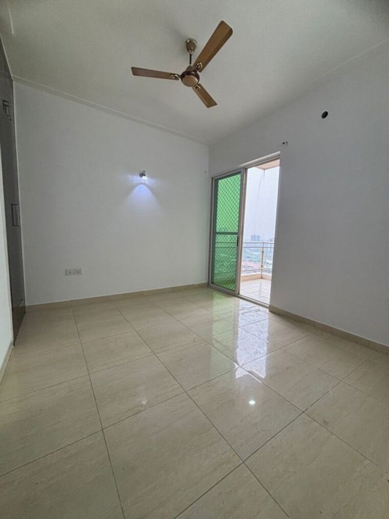 Room, amrapali-zodiac 3.5 Bedroom 1475 Sq.Ft. Apartment In Sector 120 Noida 9647190