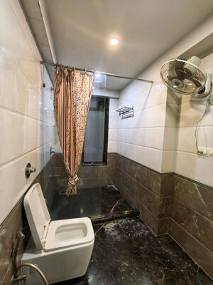 Attached Bathroom in 3 BHK Apartment at Andheri West – for Rent