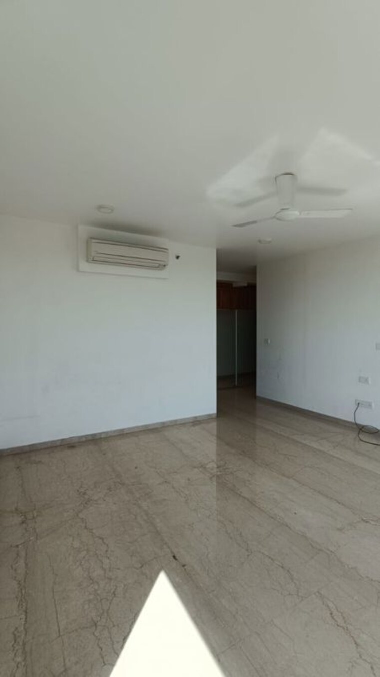 Room, oberoi-realty-esquire 3 Bedroom 2167 Sq.Ft. Apartment In Goregaon East Mumbai 10228947