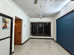 1 BHK Apartment For Rent in Goregaon West