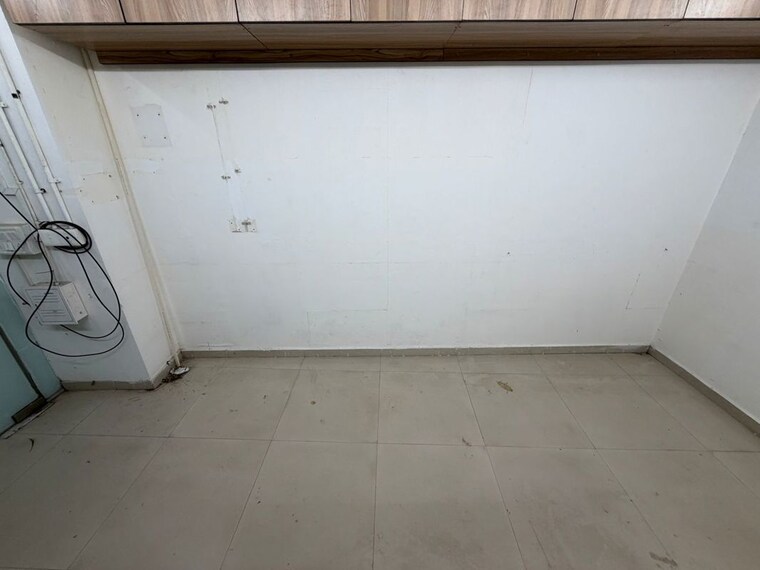 Team Area, rustomjee-eaze-zone-mall Commercial Office Space 120 Sq.Ft. In Malad West Mumbai 10228988