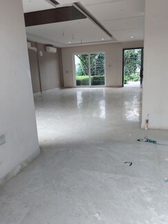 4 BHK + Pooja Room,Servant Room,Basement,Store Room Villa For Sale in Emaar Marbella