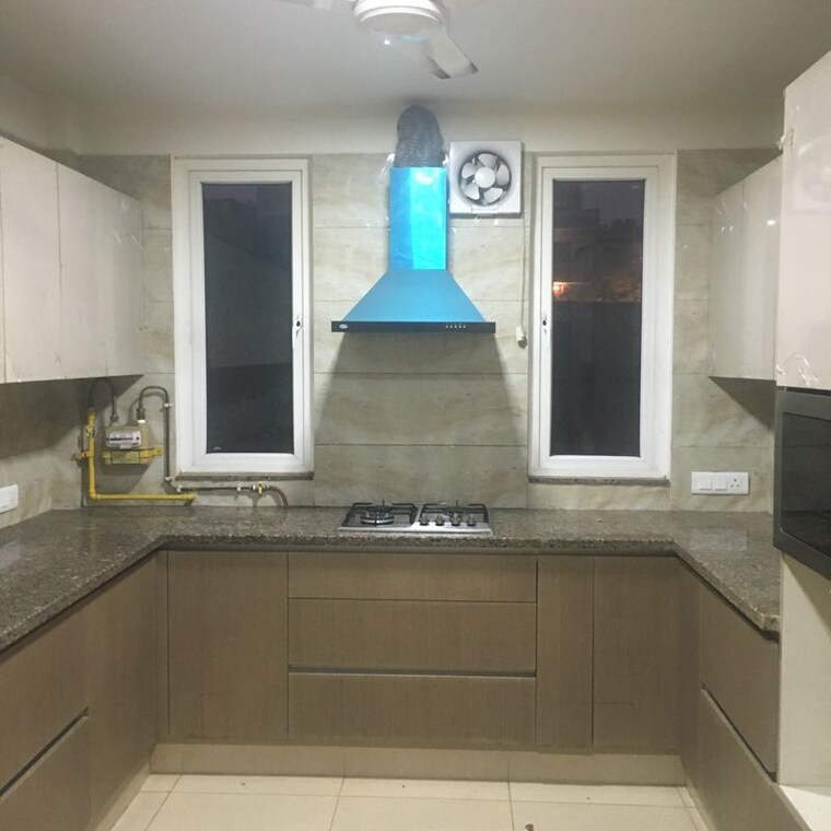 Kitchen, east of kailash 3 Bedroom 300 Sq.Yd. Builder Floor In East Of Kailash Delhi 10229036