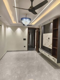 4 BHK + Servant Room Apartment For Rent in Lajpat Nagar III