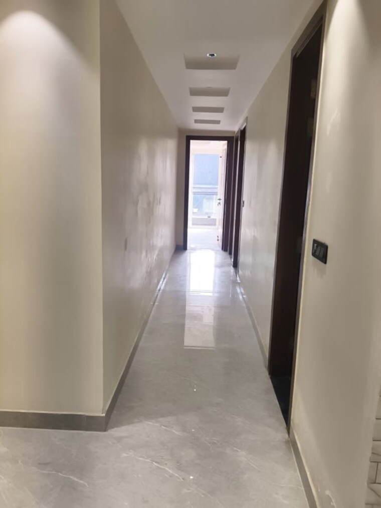 undefined, lajpat nagar iii 4 Bedroom 200 Sq.Yd. Apartment In Lajpat Nagar Iii Delhi 10229072