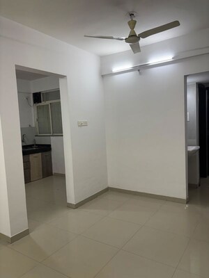 Room in 2 BHK Apartment at Blue Skky Olive, Wagholi – for Rent