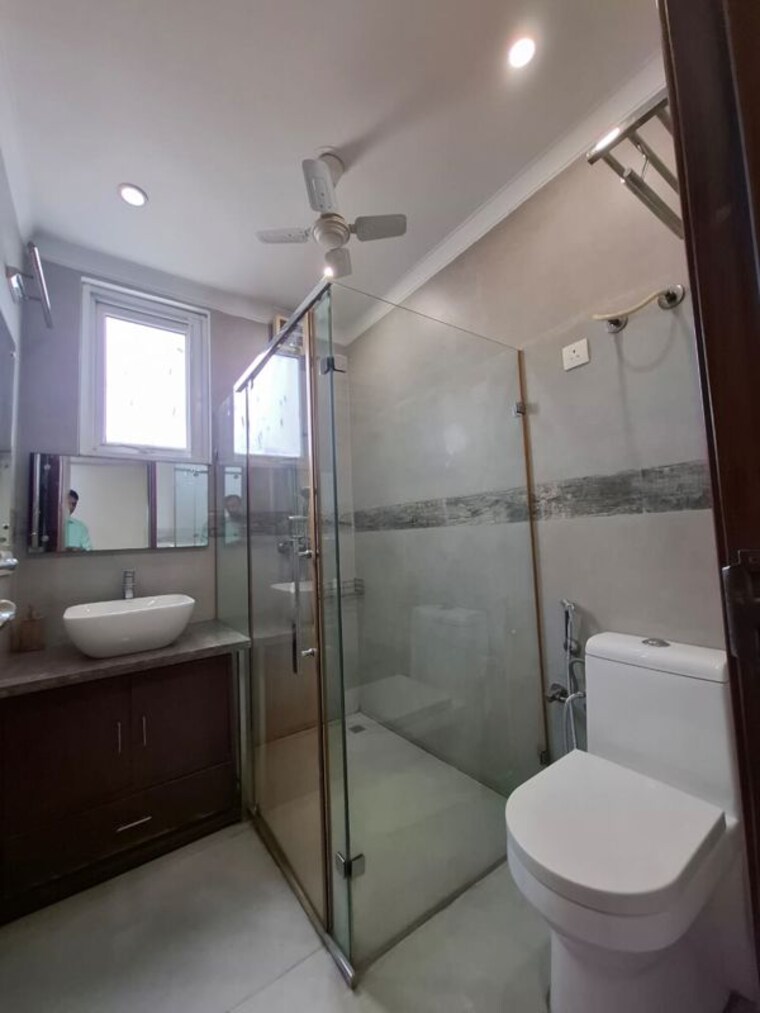 Bathroom, anand niketan 4 Bedroom 2700 Sq.Ft. Builder Floor In Anand Niketan Delhi 10229055