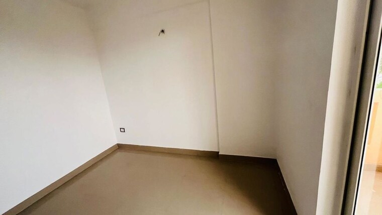 Room, rof-ananda 2.5 Bedroom 730 Sq.Ft. Apartment In Sector 95 Gurgaon 10229164