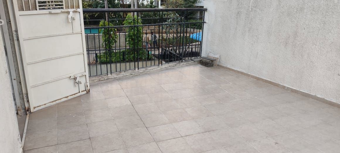 3 BHK + Pooja Room,Servant Room,Study Room,Extra Room,Basement,Store Room Apartment For Rent in Kalpataru Splendour