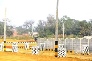 Plot – Exterior View View at Sultanpur Road - for Sale