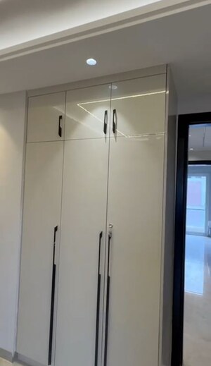 Furnished Amenities in 3 BHK Apartment at Anant Raj Estate The Villas, Sector 63a – for Rent