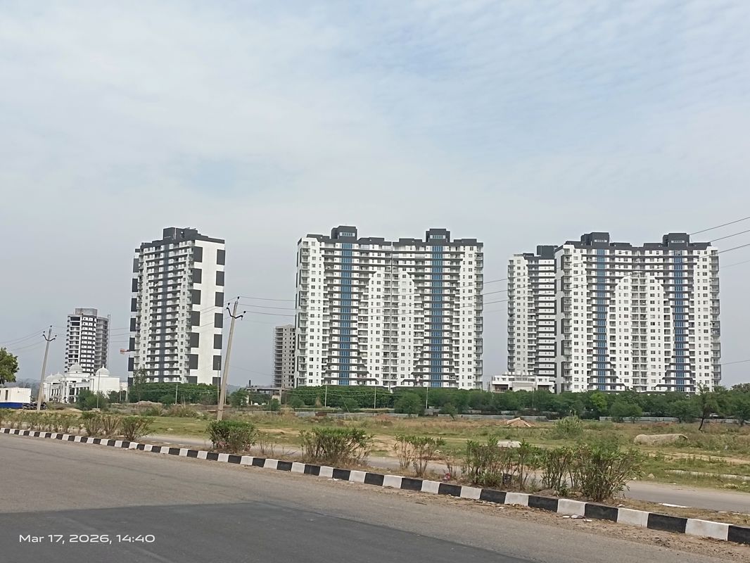 3 BHK + Pooja Room,Study Room Apartment For Sale in Omaxe New Chandigarh