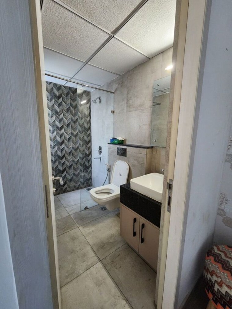 Bathroom, birla-navya 3 Bedroom 2200 Sq.Ft. Apartment In Sector 63a Gurgaon 10229458