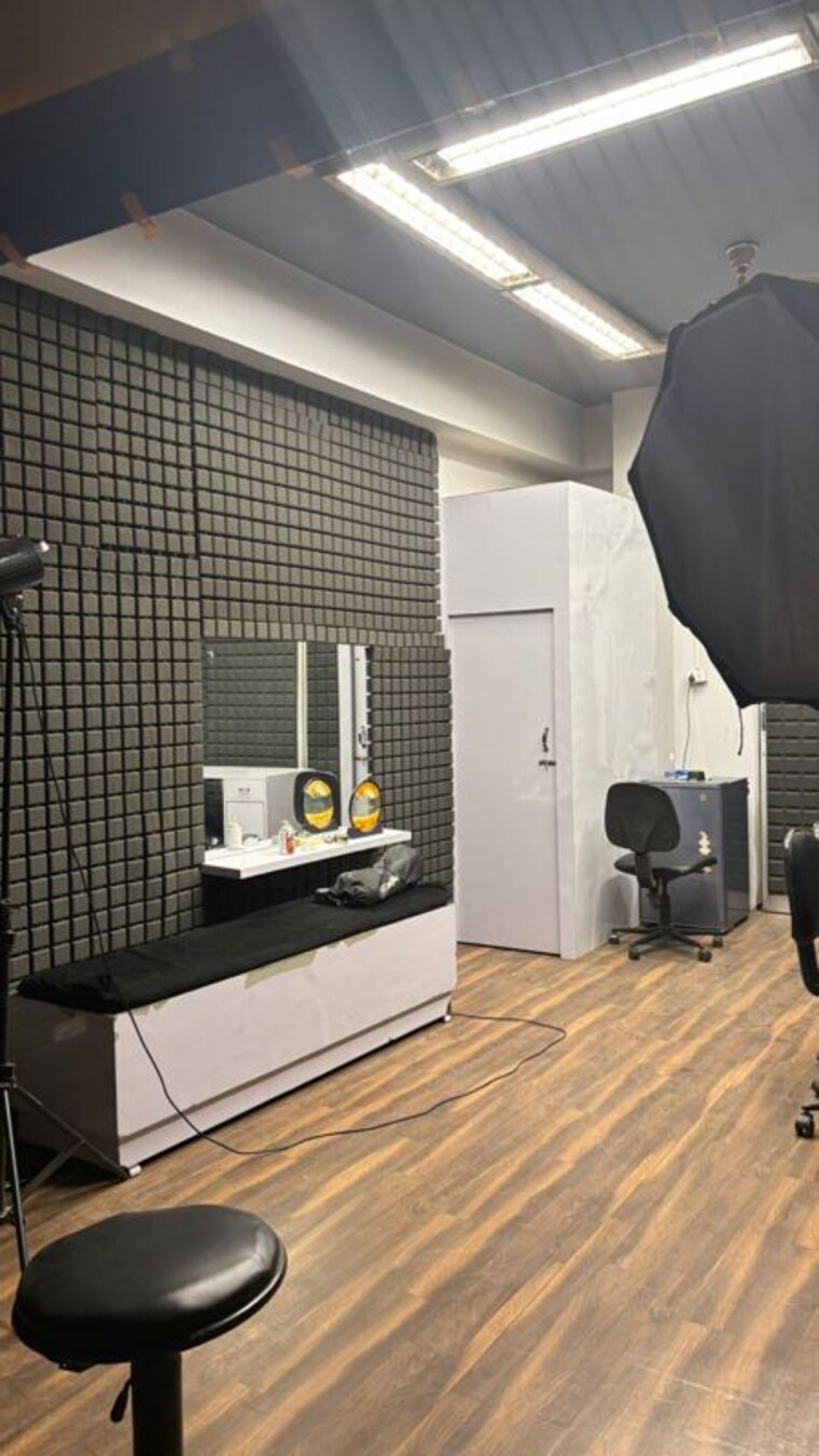 Other, sector 7 dwarka 4 Bedroom 1500 Sq.Ft. Apartment In Sector 7 Dwarka Delhi 10229462