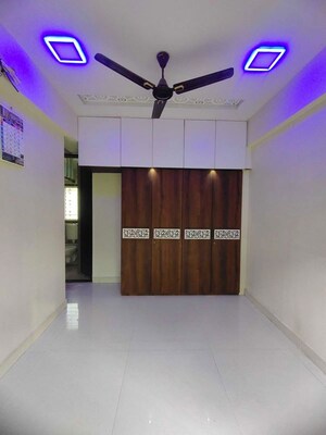 Room in 2 BHK Apartment at Mohan Geenwoods, Badlapur West – for Rent