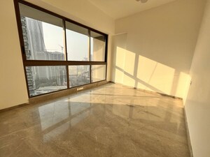 Room in 2 BHK Apartment at Prestige Jasdan Classic, Mahalaxmi – for Rent