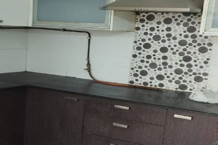 Kitchen, ip extension 1.5 Bedroom 909 Sq.Ft. Builder Floor In Ip Extension Delhi 10229572