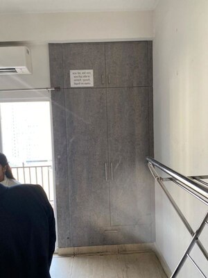 Furnished Amenities in 2 BHK Apartment at Piyush Heights, Sector 89 – for Rent