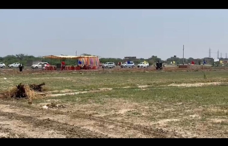 Exterior View, sector 18 wave city  825 Sq.Ft. Plot In Sector 18 Wave City Ghaziabad 10229676