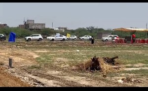  Plot For Sale in Sector 18 Wave City