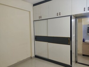 Room in 2 BHK Apartment at Sector 14 Dwarka – for Rent