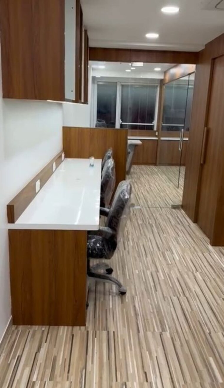 Team Area, navratna-corporate-park Commercial Office Space 750 Sq.Ft. In Ashok Vatika Ahmedabad 10229677