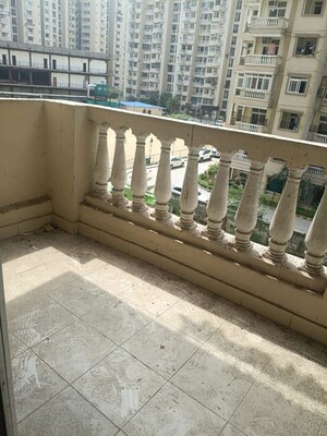 Balcony in 3 BHK Apartment at Amrapali Silicon City, Sector 76 – for Sale