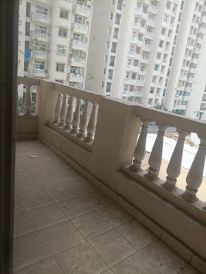 Balcony in 3 BHK Apartment at Amrapali Silicon City, Sector 76 – for Sale