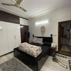 Bedroom in 3 BHK Apartment at Sector 15 – for Rent