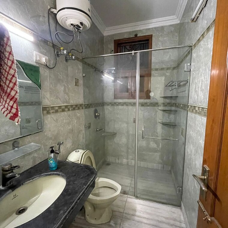 Bathroom, sector 15 3 Bedroom 2350 Sq.Ft. Apartment In Sector 15 Gurgaon 10230172