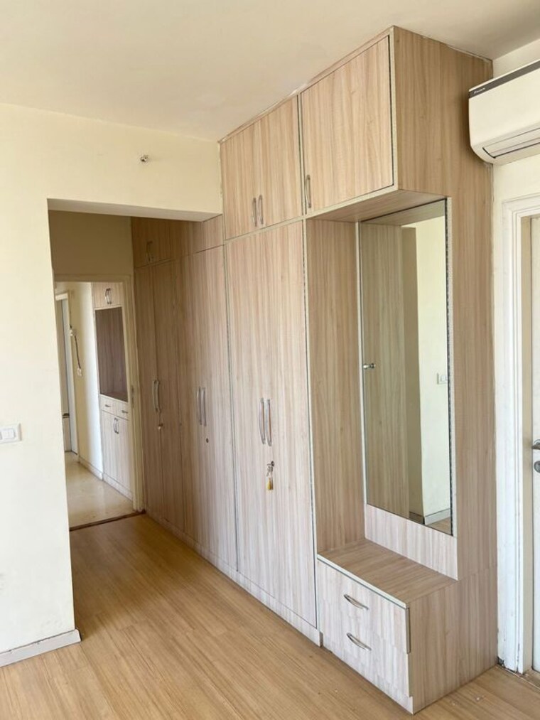 Room, dlf-the-skycourt 3 Bedroom 1930 Sq.Ft. Apartment In Sector 86 Gurgaon 10230184