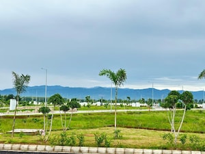  Plot – Garden View at Sector 18 Wave City - for Sale