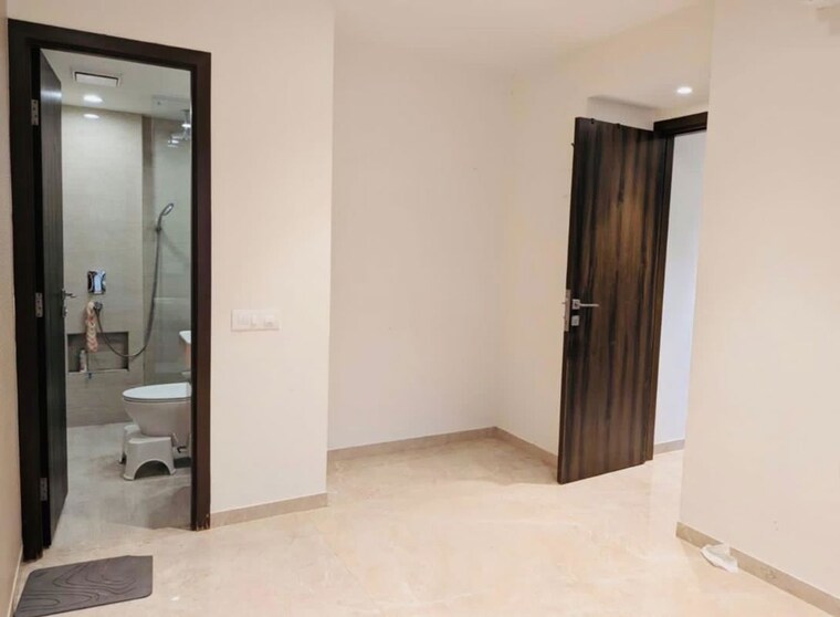 Master Bedroom, hiranandani-regent-hill 1 Bedroom 379 Sq.Ft. Apartment In Powai Mumbai 10230174