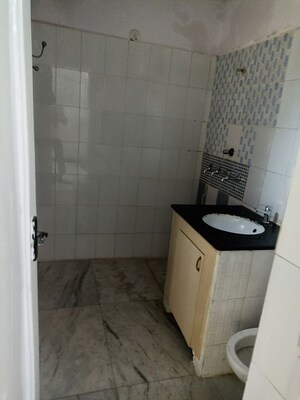 Bathroom in 3 BHK Independent House at RWA Apartments Sector 51, Sector 51 – for Rent