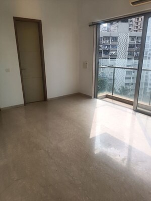 Room in 3 BHK Apartment at Suraj Tranquil Bay 1, Prabhadevi – for Rent