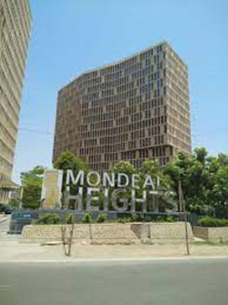 Exterior View, hn-safal-mondeal-heights Commercial Office Space 3300 Sq.Ft. In Ramdevnagar Ahmedabad 10230317